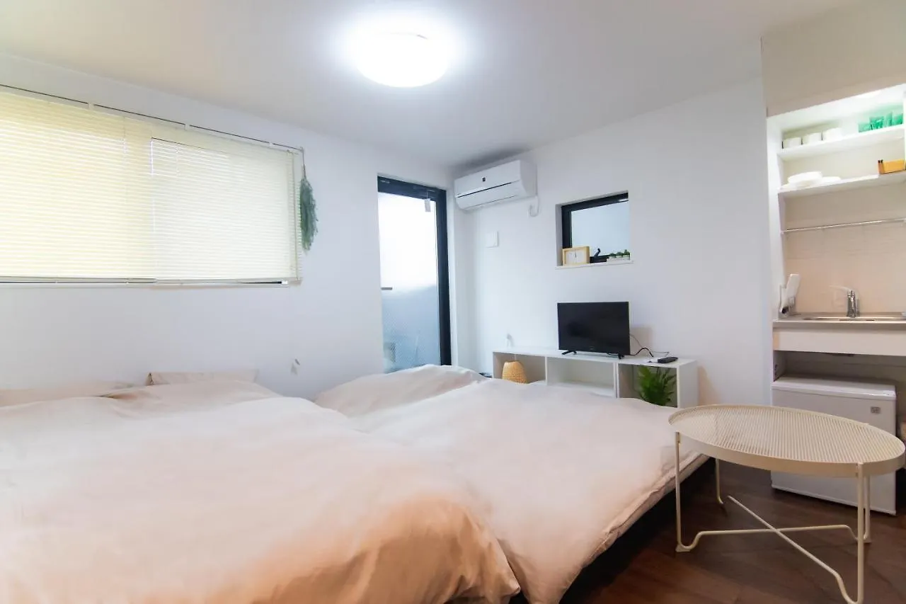 Base Hanegi Apartment 東京都